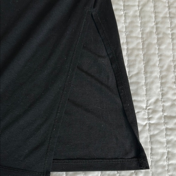 Athleta Women's Black Top Athletic Gym size M 
Oversized l - Picture 8 of 15